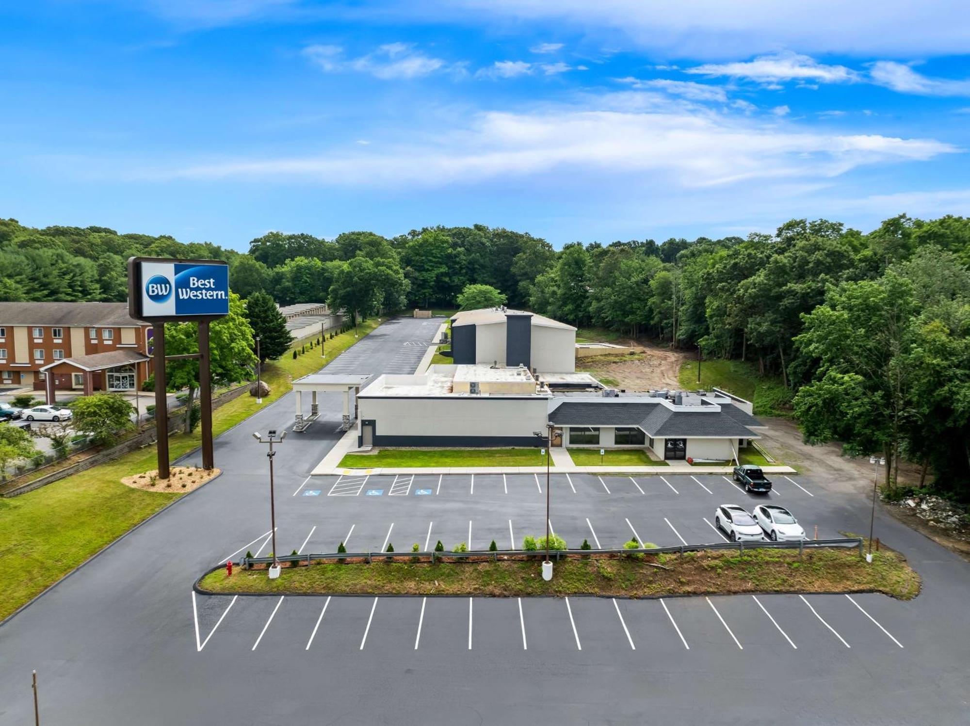 Best Western Niantic - New London, Mystic Area Exterior photo