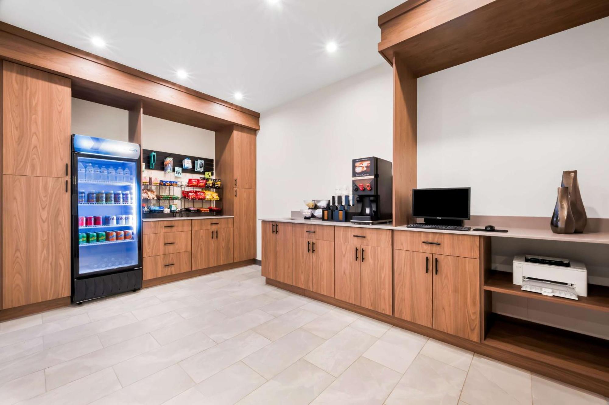 Best Western Niantic - New London, Mystic Area Exterior photo